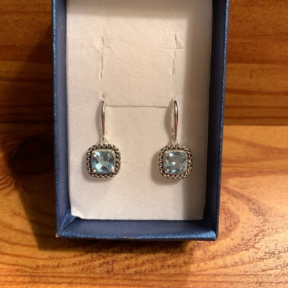 NWOT Silver Earrings w/t Light Blue Square Stone - Picture 2 of 6